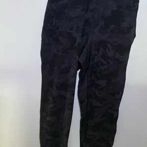 Lululemon Align Camo Joggers – Size 6 | Soft, Lightweight & Stretchy